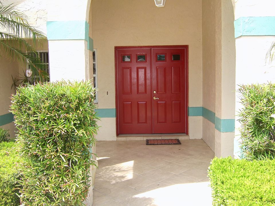 Front double door