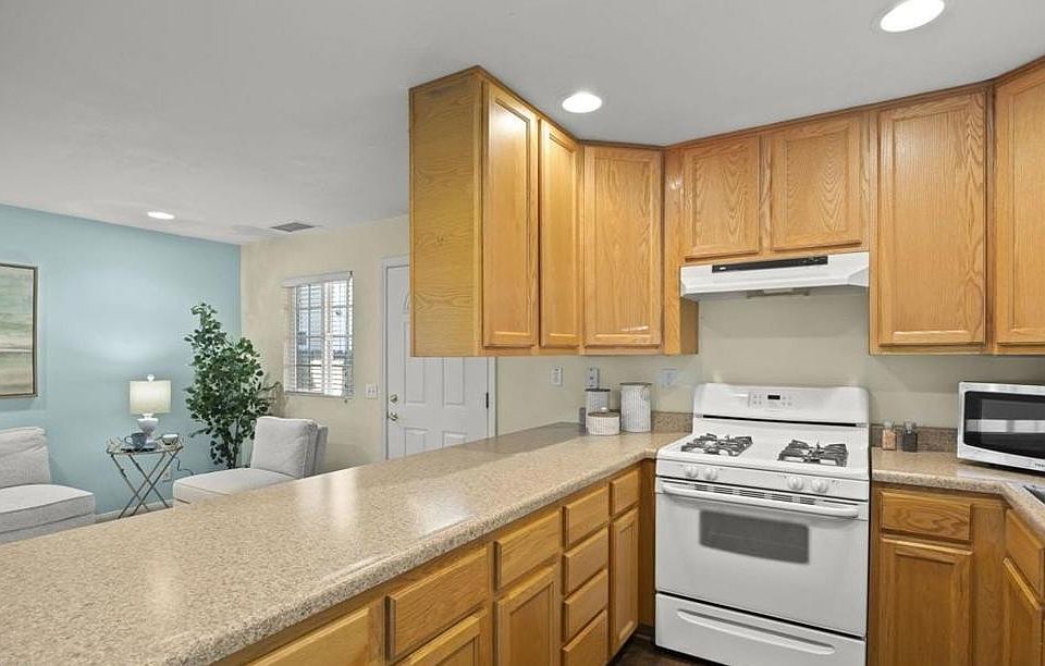 3115 E Dwight Ave, Camarillo, CA 93010 Zillow