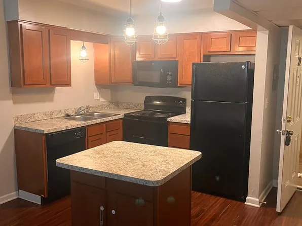 Parkside Apartments, 810-811 Howard Ave #811-22W, Jeffersonville, IN 47130