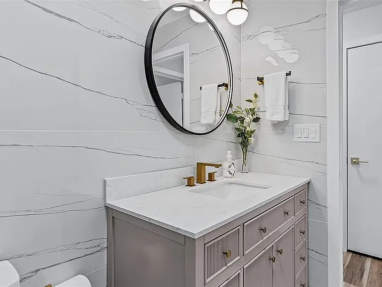 Bathroom 2