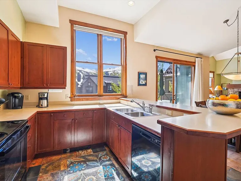 680 S Main St #2 — Photo 7