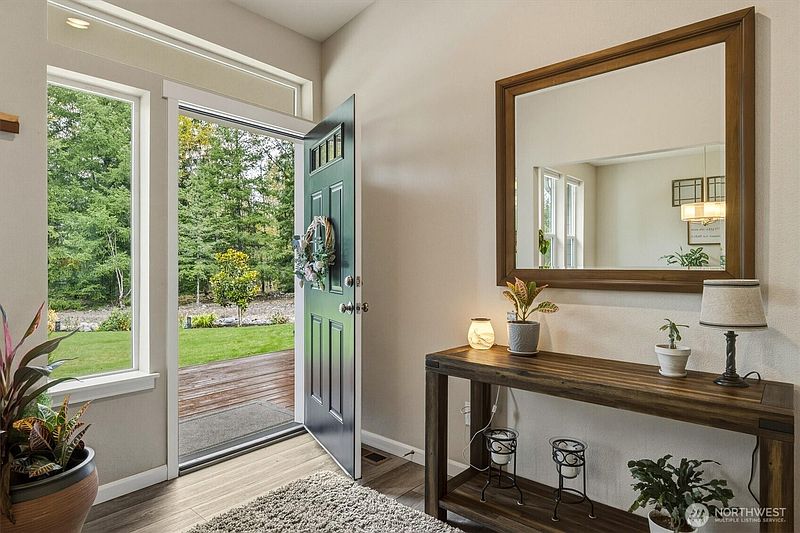 4th image of 533 Cornell Road