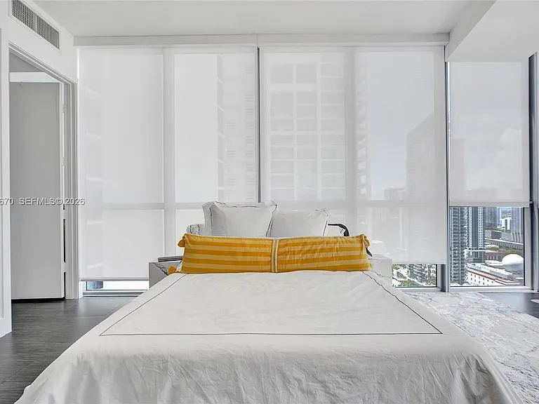 1100 Biscayne Blvd #3708 — Photo 10
