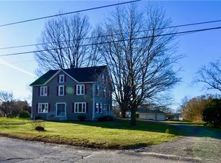 584 Bound Rd, Woonsocket, RI 02895