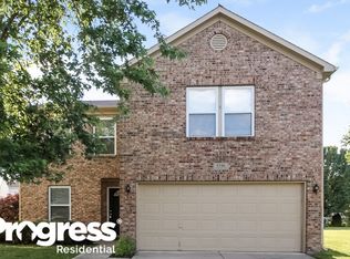5746 N Plymouth Ct, McCordsville, IN