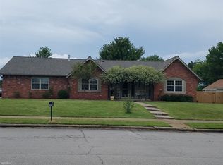 174 Fox Run Cres, Jenks, OK 74037