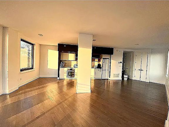 3rd image of 125 Borinquen Pl #403