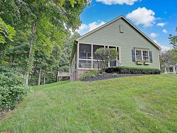 4th image of 4984 Golf Village Dr