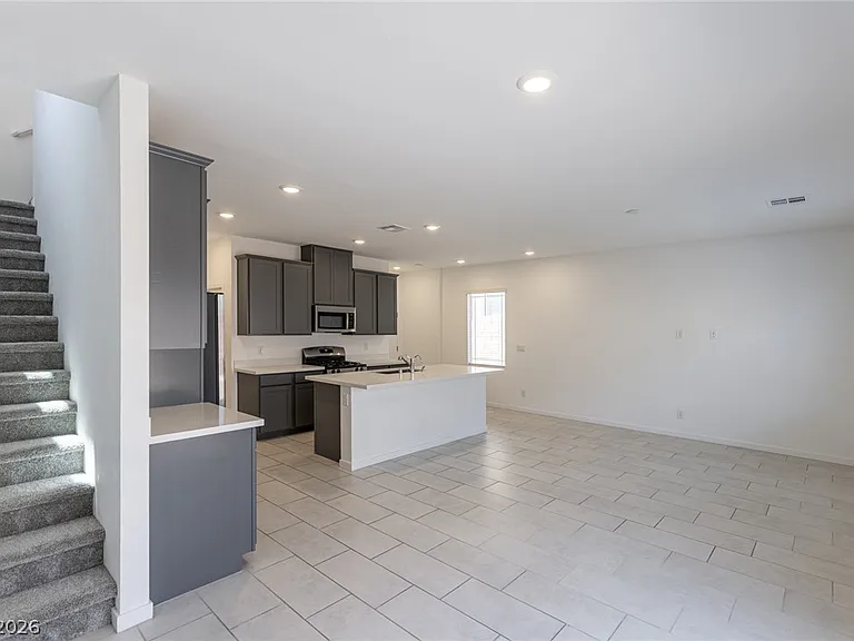 360 Great Ocean Ave — Photo 11