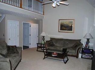 105 Ferncliff Ct, Fayetteville, GA 30215