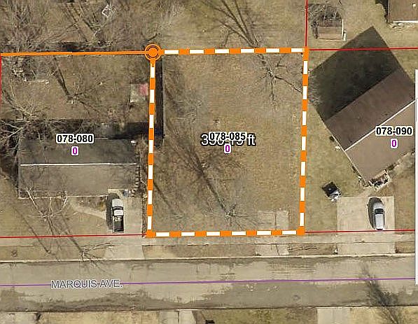 2nd image of 516 Marquis Ave