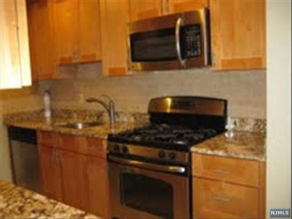 5th image of 2200 Center Ave APT D6