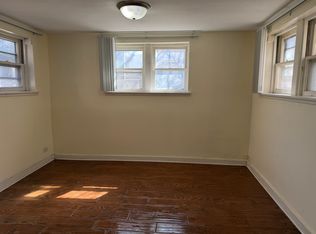 50 Lincoln Ave, Riverside, IL 60546