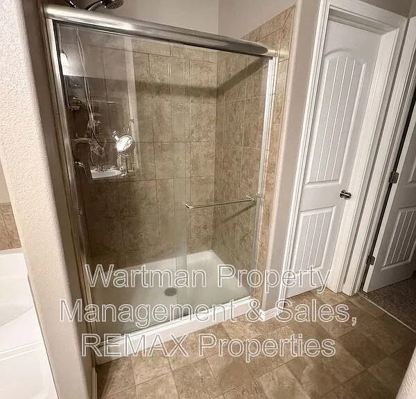 8394 Prairie Brush Ct — Photo 10
