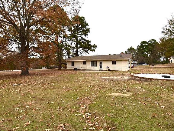 4th image of 319 Fagan Ln