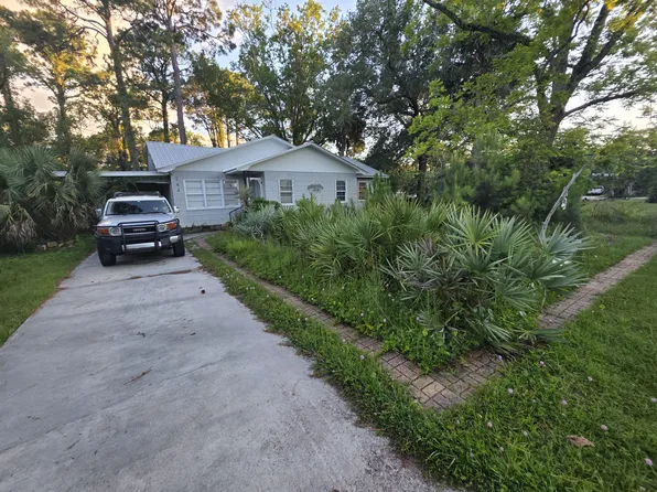 244 Prado St, Apalachicola, FL 32320