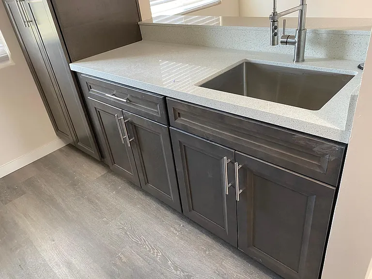 2813 Menlo Ave — Photo 13