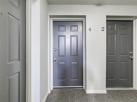 5th image of 9389 Horse Castle Ct Unit 704