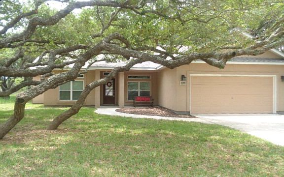 2nd image of 209 Royal Oaks Dr