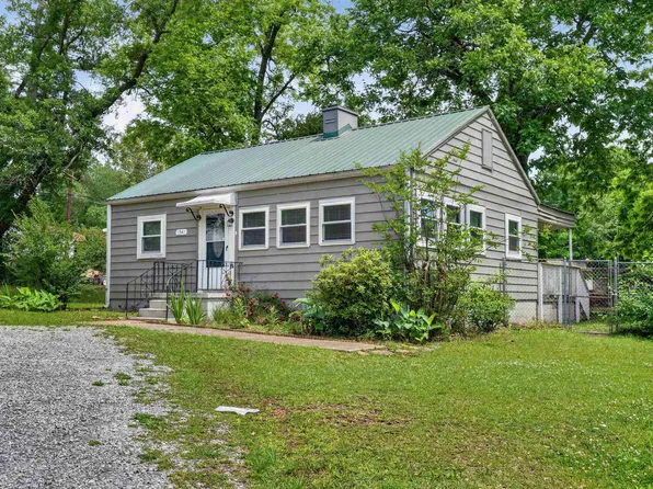 1541 27th Ave N, Hueytown, AL 35023