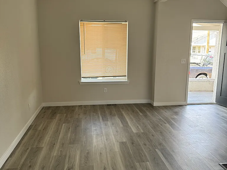 4430 Columbine St — Photo 6