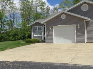 215 Grand Ave, Clyde, OH 43410