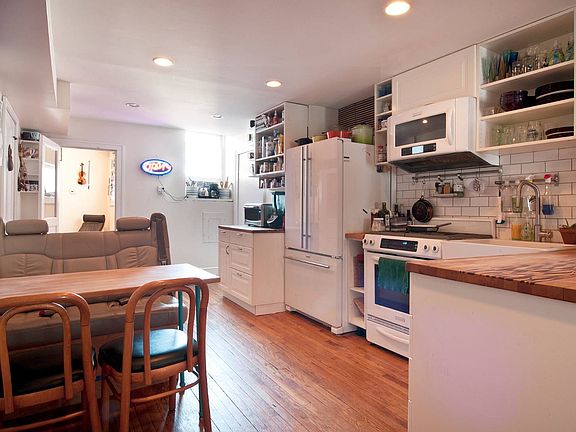 3rd image of 225 Warren St Apt 1 Fl 2