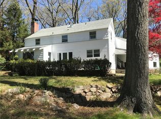 5 Little Brook Rd, Norwalk, CT 06853