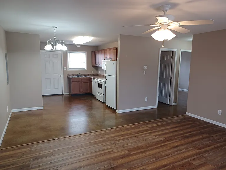 4256 State Route 945 — Photo 3