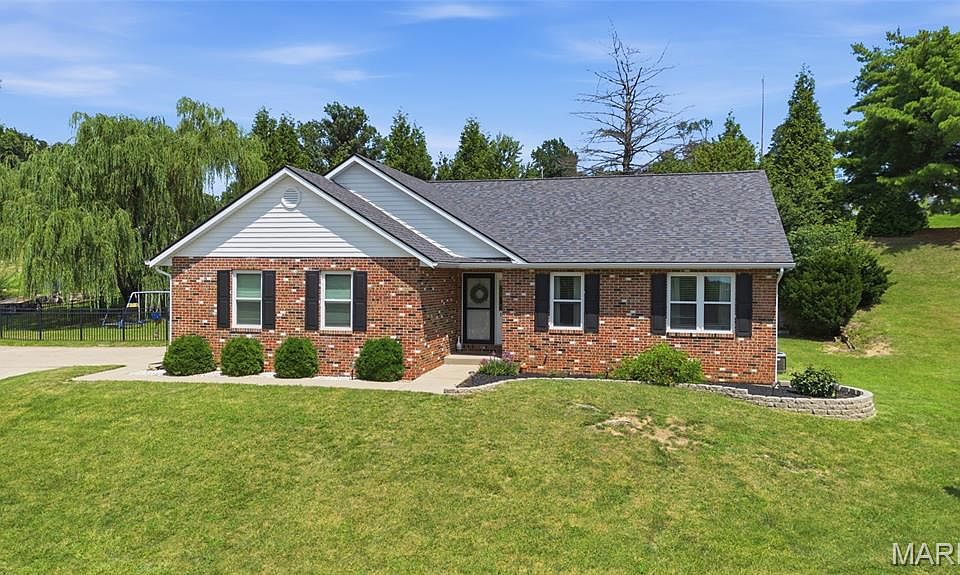 1st image of 10 Spring Terrace Ct