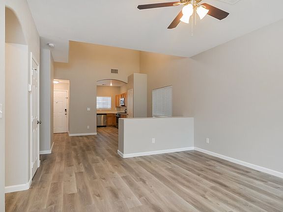 5th image of 4815 Longshot Dr