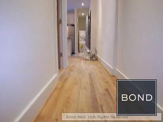 Rented by Bond New York | media 24