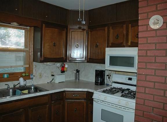 3rd image of 5701 42nd Ave S