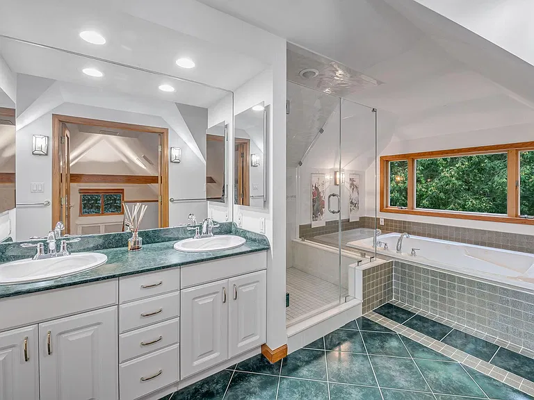 384 Owen Ave — Photo 27