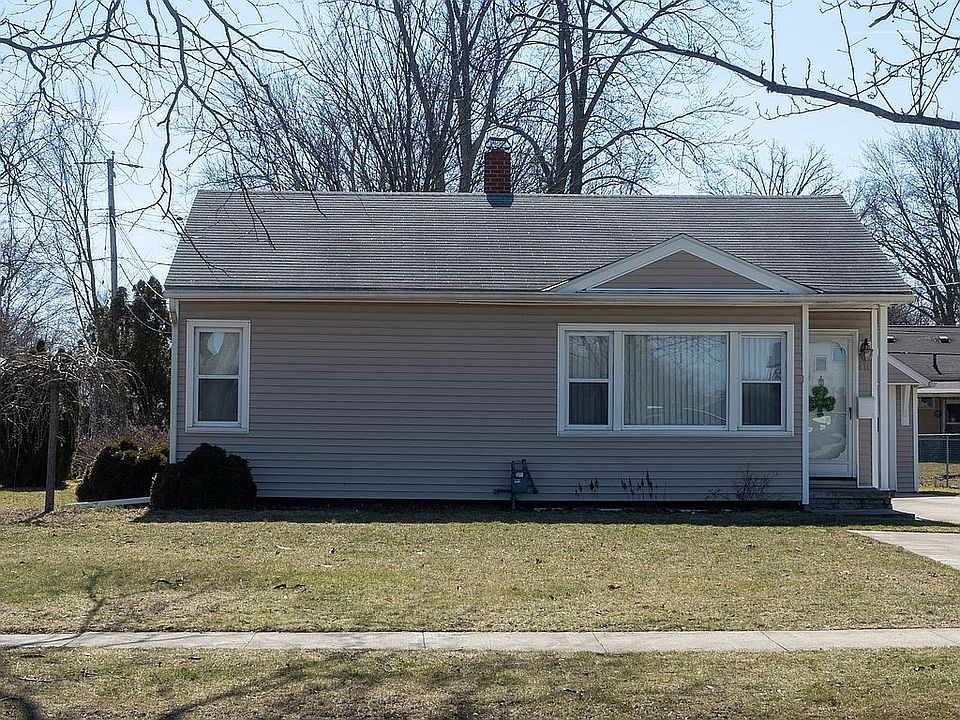 1st image of 471 Poplar St