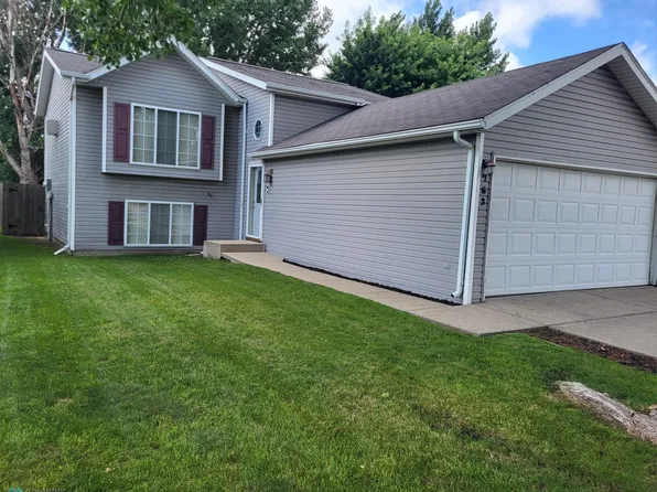 763 49th St S, Fargo, ND 58103