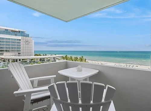 2899 Collins Ave Photo 1