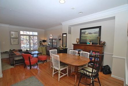 2nd image of 506 Fallsgrove Dr