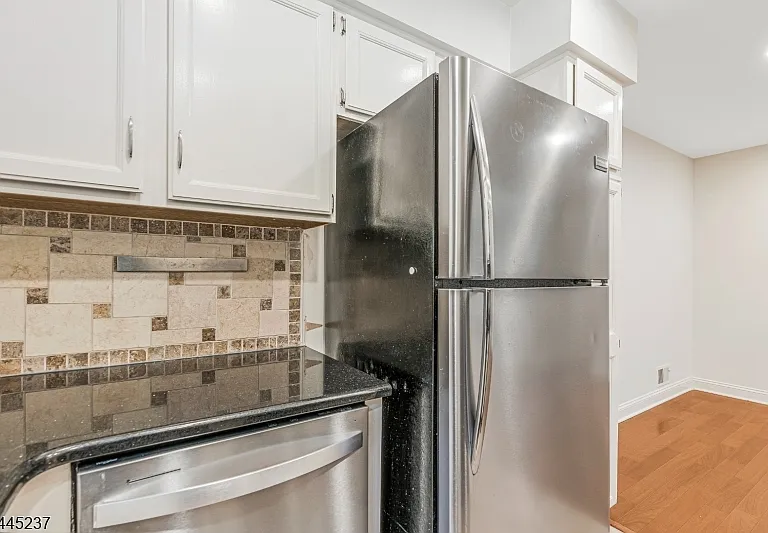 3 Tory Ct — Photo 15