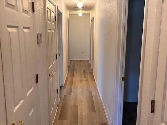 4th image of 1101 N Heartland Ave