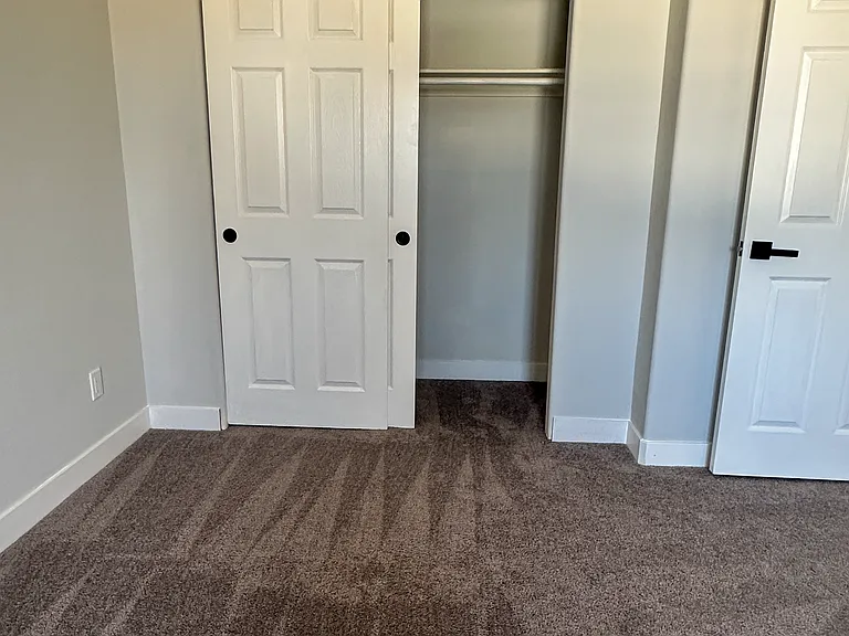 2875 E Vespers Pl — Photo 12