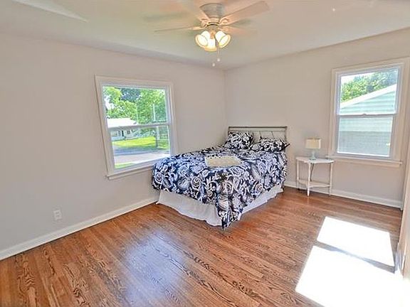 5th image of 6912 Foxcroft Dr