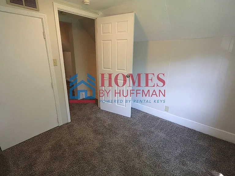 1025 N 2nd Ave — Photo 12
