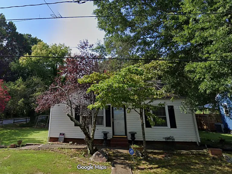 Boone St — Photo 1