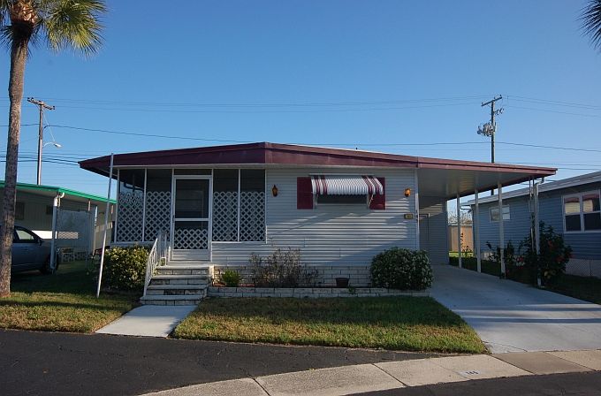 1st image of 145 Cypress Ln W