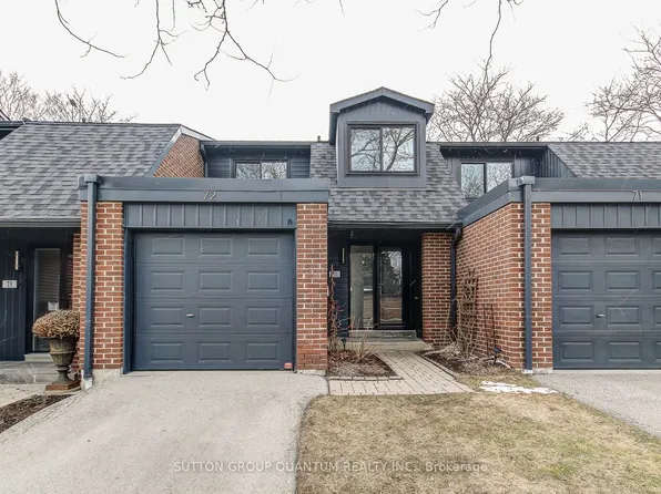 20 Mineola Rd E #72, Mississauga, ON L5G 4N9