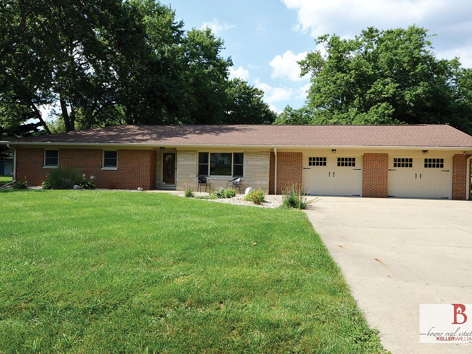 1st image of 108 Doncaster Dr