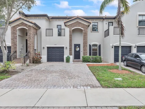 11396 SW 238th St, Homestead, FL 33032