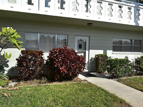 2nd image of 2400 Columbia Dr APT 14