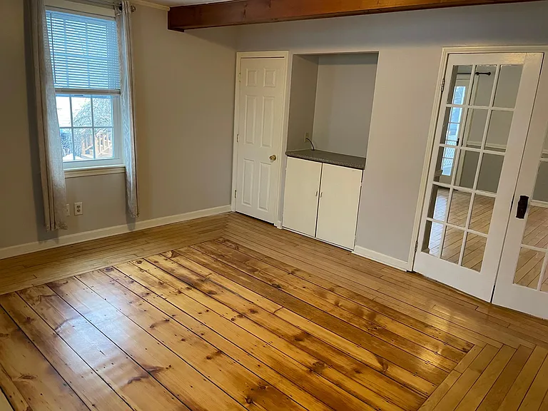 44 Pleasant St — Photo 7